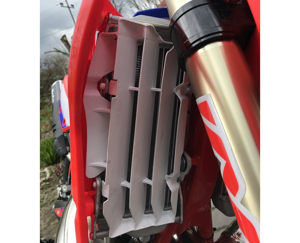 Osłony chłodnic + wentylator Beta RR 2T 23-20 /4T 21-20 RG12 — Packshot