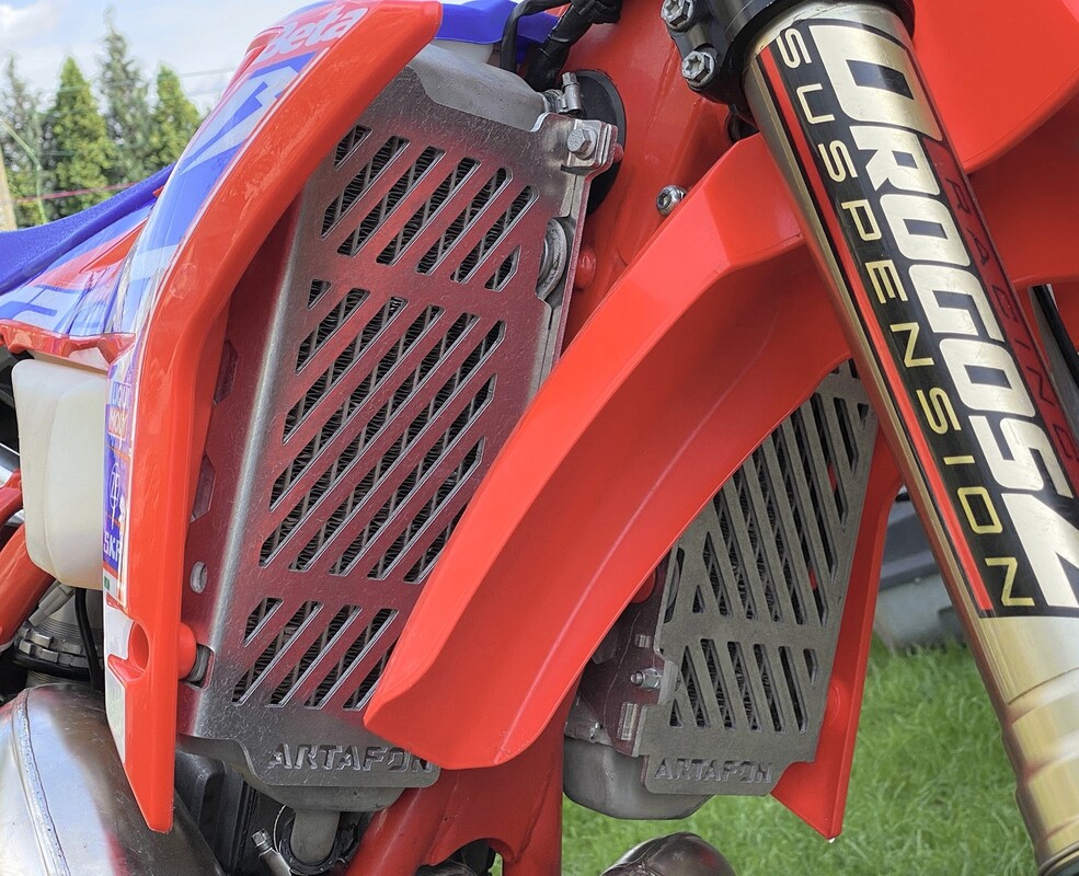Radiator guards Beta RR 2023-2020 RG13 — Product shot