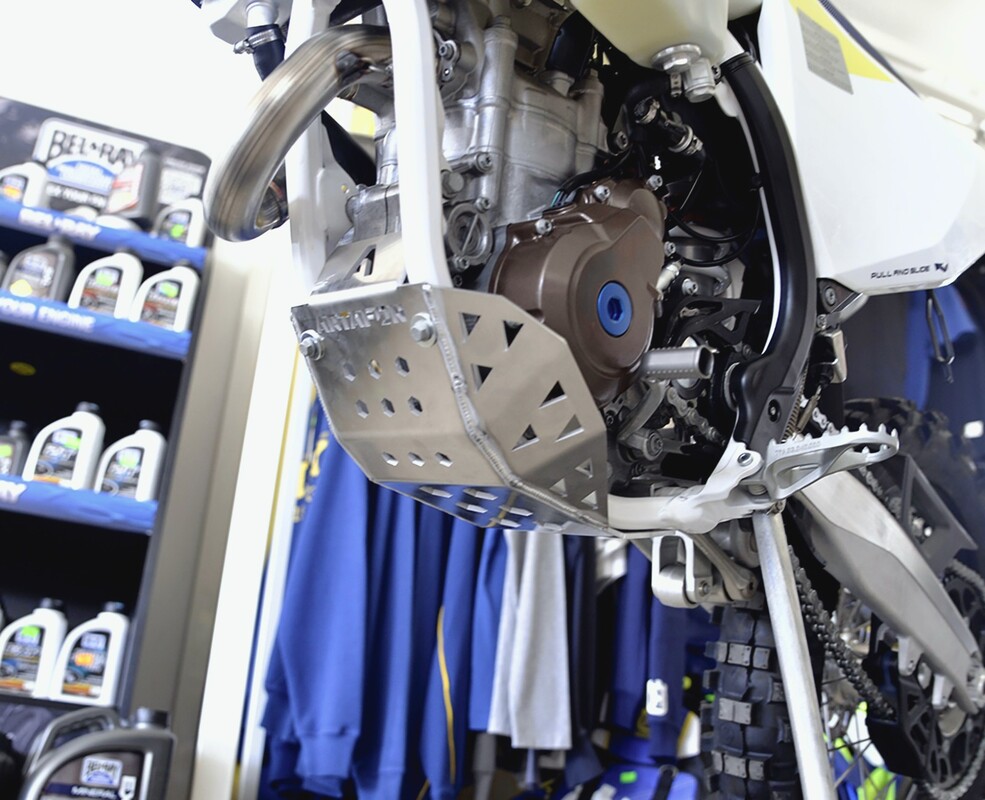 Skid plate FE Husqvarna 4T 250/350 2016-2012 — Product shot