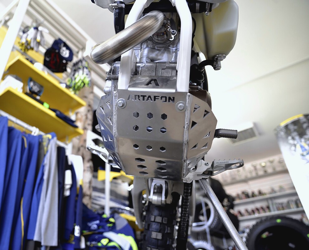 Skid plate FE Husqvarna 4T 250/350 2016-2012 — Product shot