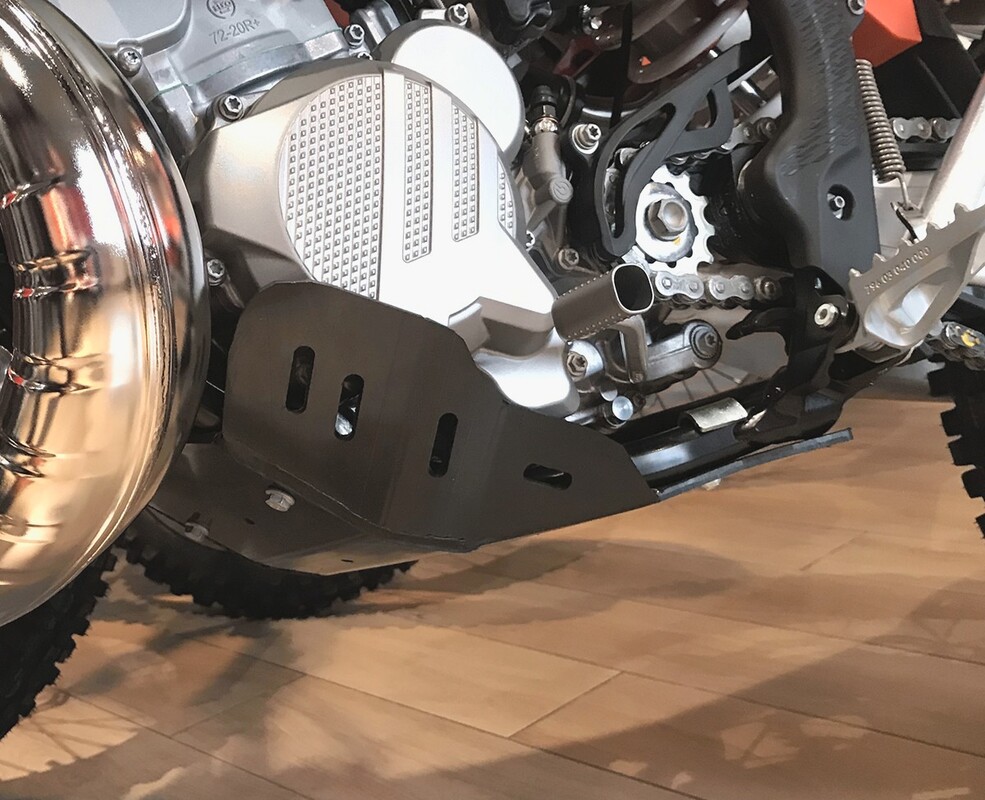 Skid plate KTM Husqvarna EXC TE 2T 250/300 2023-2017 — Product shot