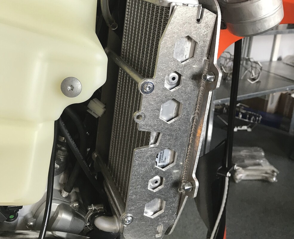 Radiator guards for models without fan ! Gasgas 2023-2021 RG09 — Product shot