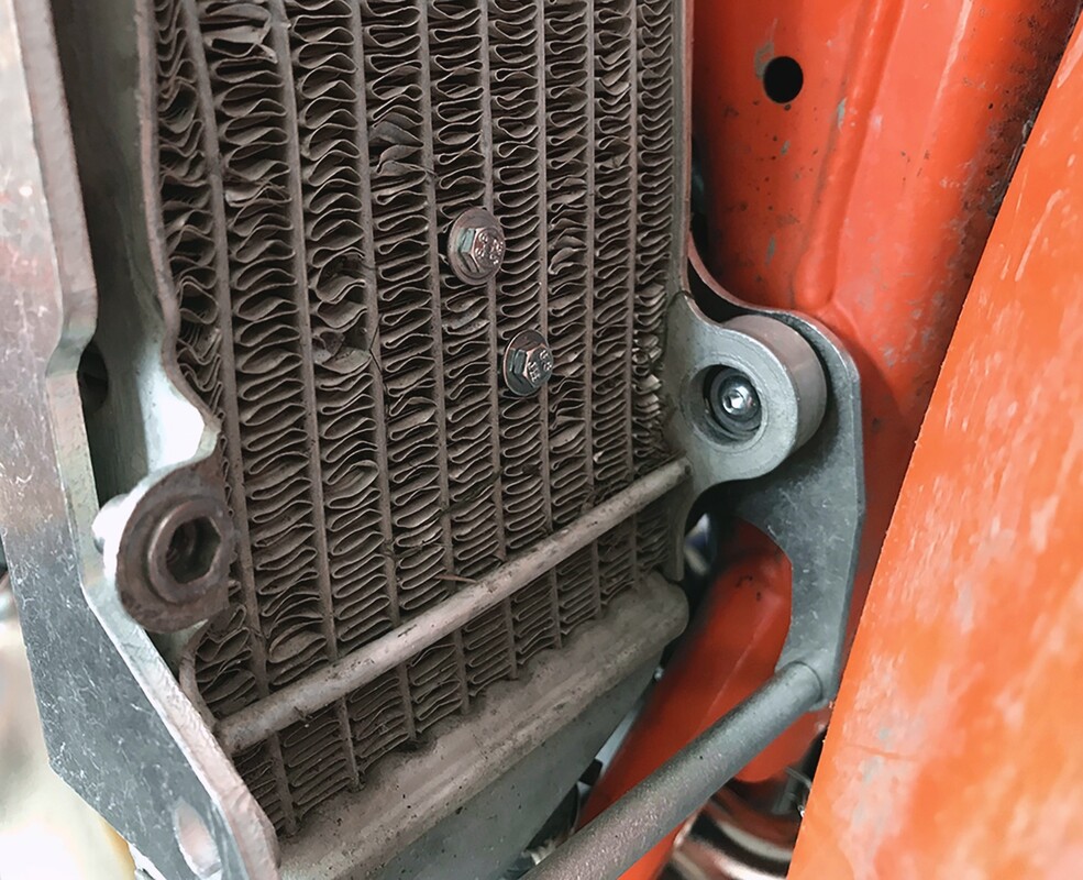Radiator guards + fan Husqvarna 2016-2014 — Product shot