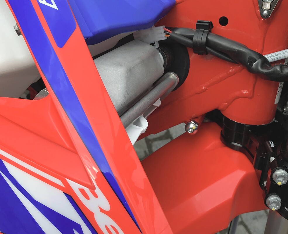 Osłony chłodnic + wentylator Beta RR 4T 2023-2022 — Packshot