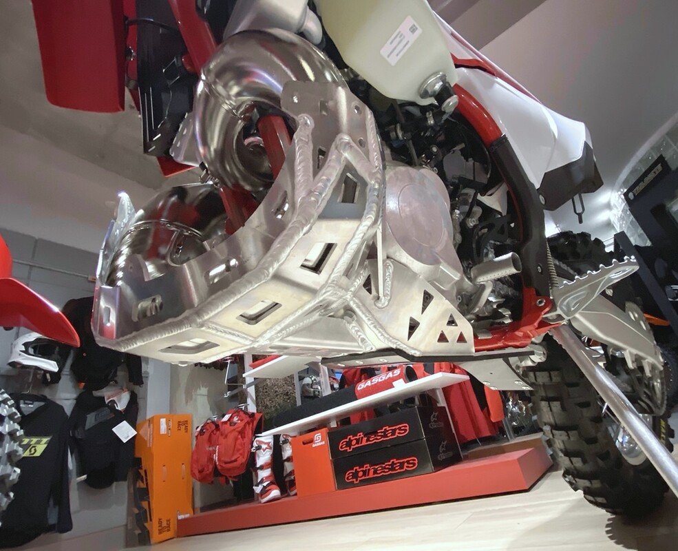 Osłona dyfuzora Husqvarna 250/300 2T 2023-2020 PG05 H — Packshot