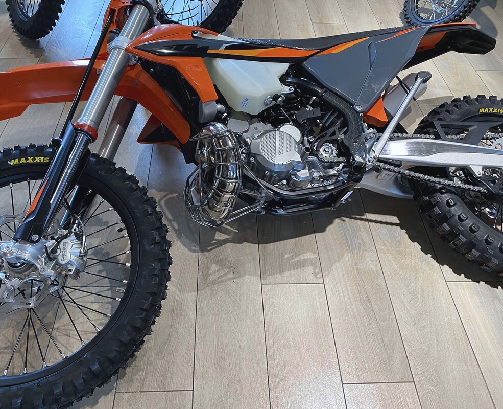 Osłona dyfuzora FMF KTM Husqvarna 250/300 EXC TE 2T TPI 2020-2023 — Packshot
