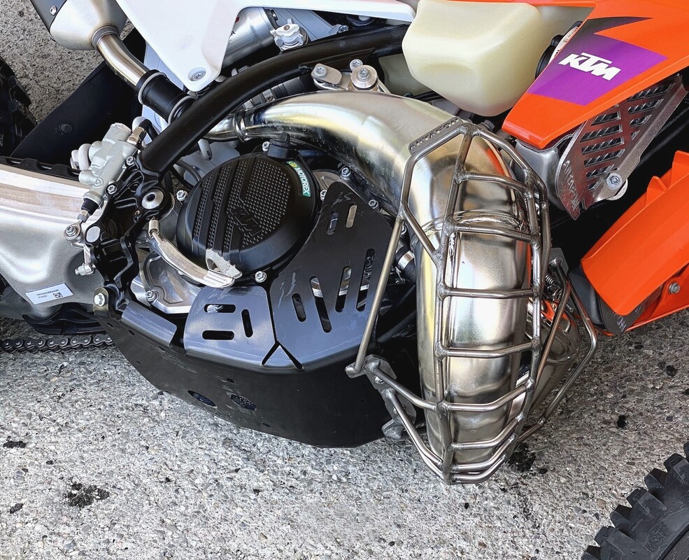 Osłona dyfuzora KTM Husqvarna GasGas TBI EXC TE EC 2T 250/300 2026-2024 PG10 — Packshot