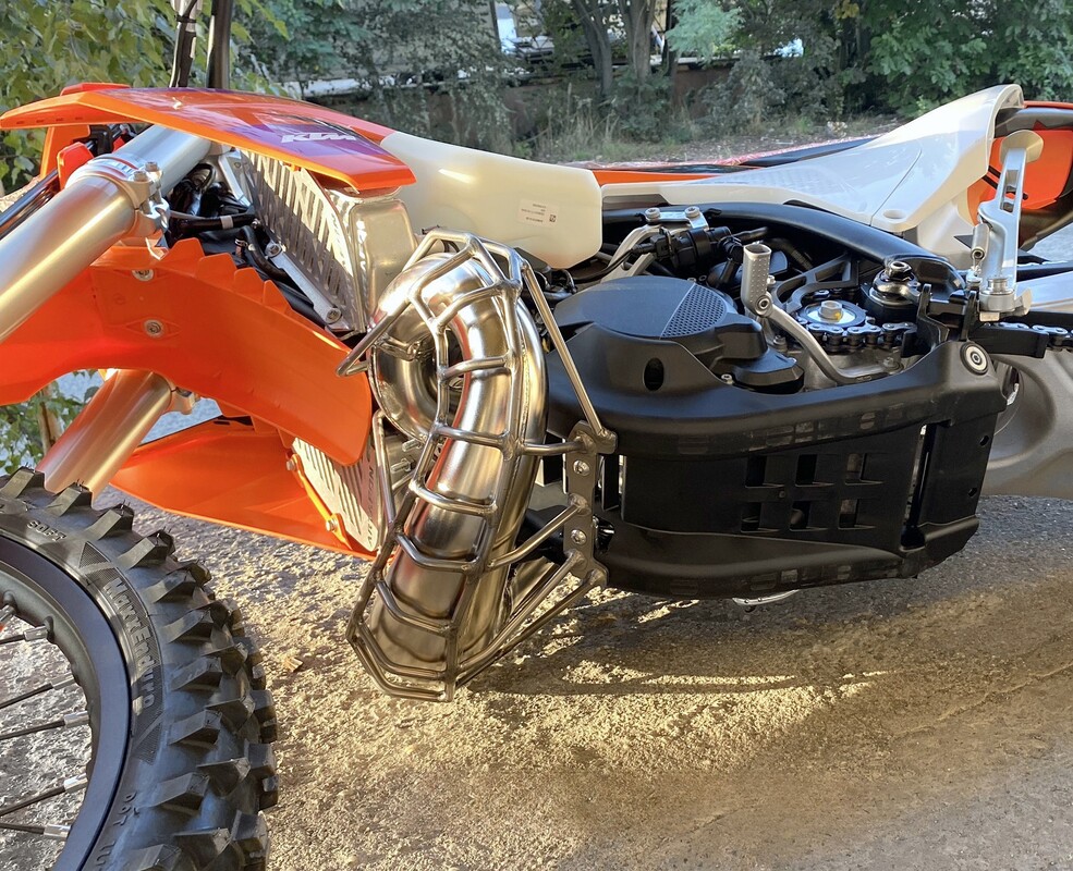 Diffuser guard KTM Husqvarna GasGas TBI EXC TE EC 2T 250/300 2026-2024 PG10 X — Product shot