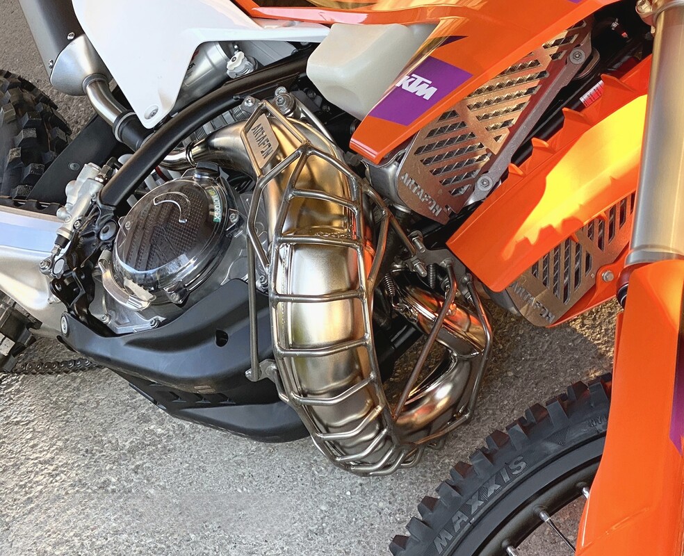 Diffuser guard KTM Husqvarna GasGas TBI EXC TE EC 2T 250/300 2026-2024 PG10 X — Product shot