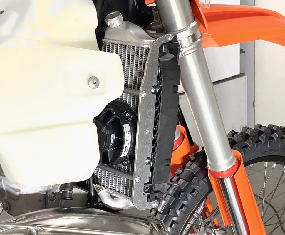 Osłony chłodnic dla modeli z wentylatorem KTM Husqvarna Gas Gas TBI 2026-2024 — Packshot