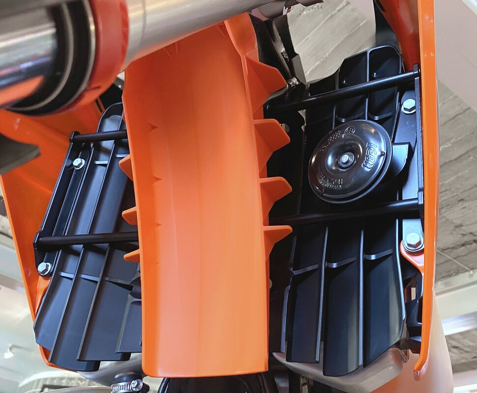 Kühlerschutz KTM Husqvarna Gas Gas TBI 2026-2024 RG03 — Produktfoto