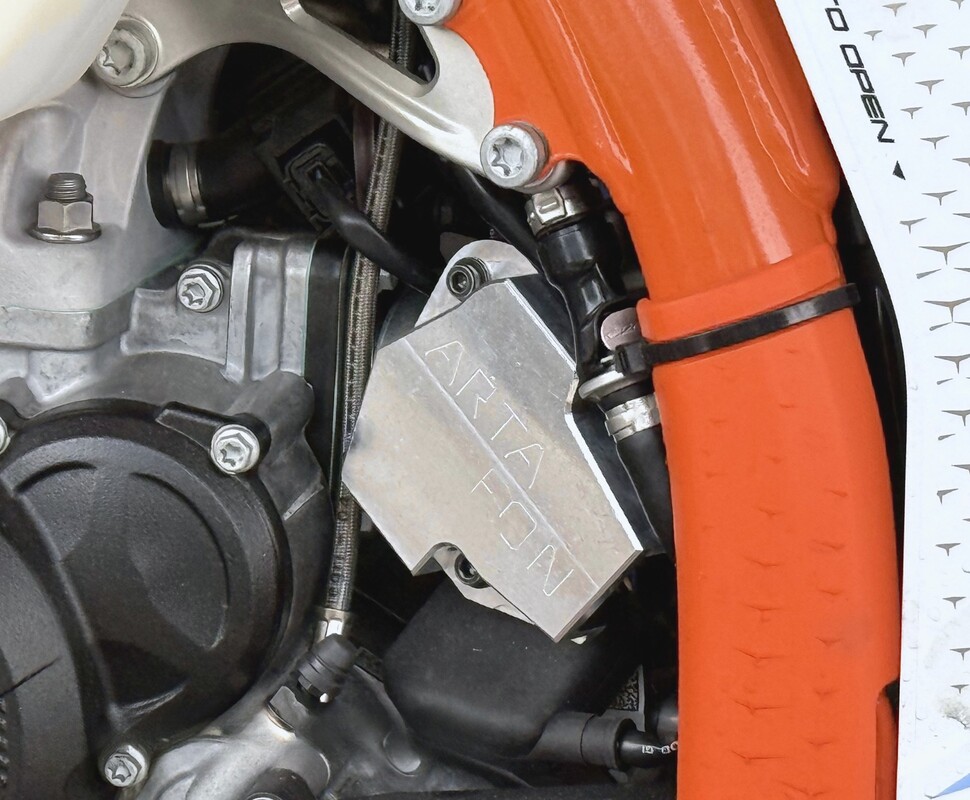 Osłona TPS KTM Husqvarna Gas Gas TBI 2026-2024 — Packshot