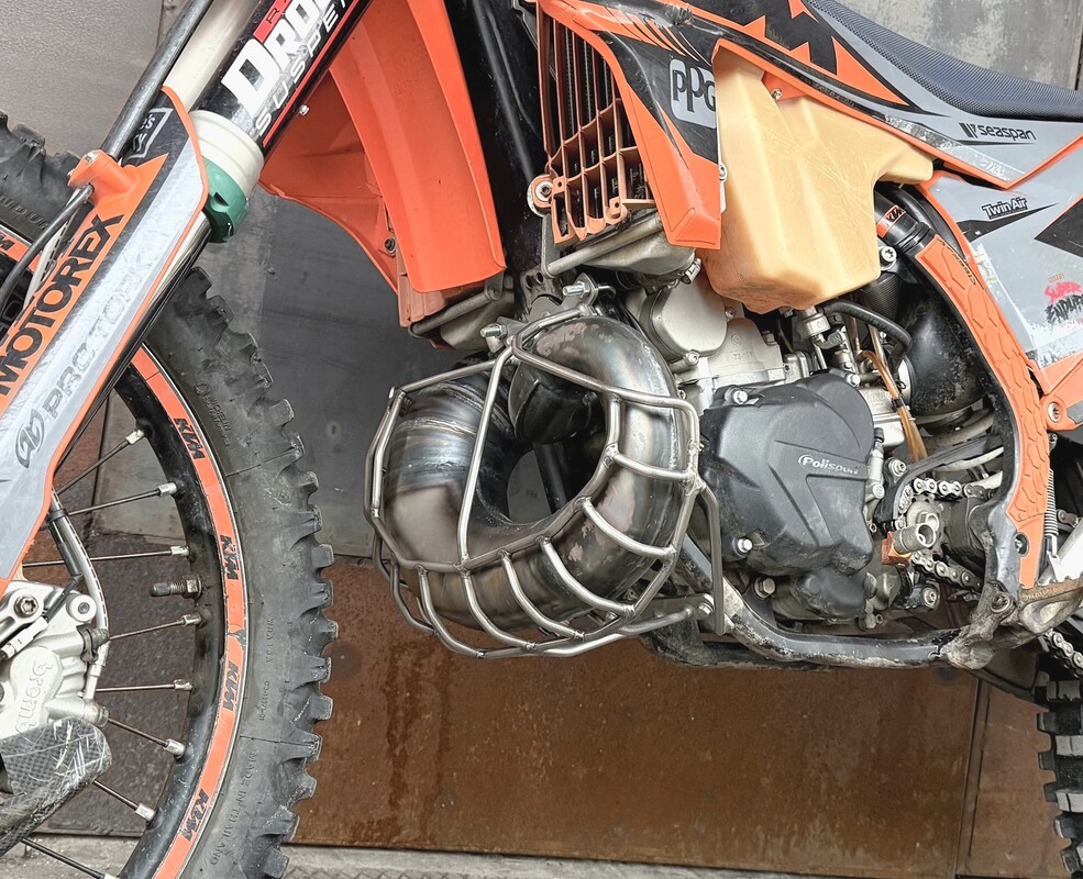 Fresco Diffuser guard KTM Husqvarna 250/300 EXC TE 2T TPI 2019-2017 — Product shot