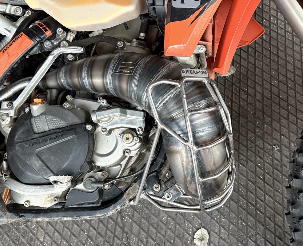 Fresco Diffuser guard KTM Husqvarna 250/300 EXC TE 2T TPI 2019-2017 — Product shot