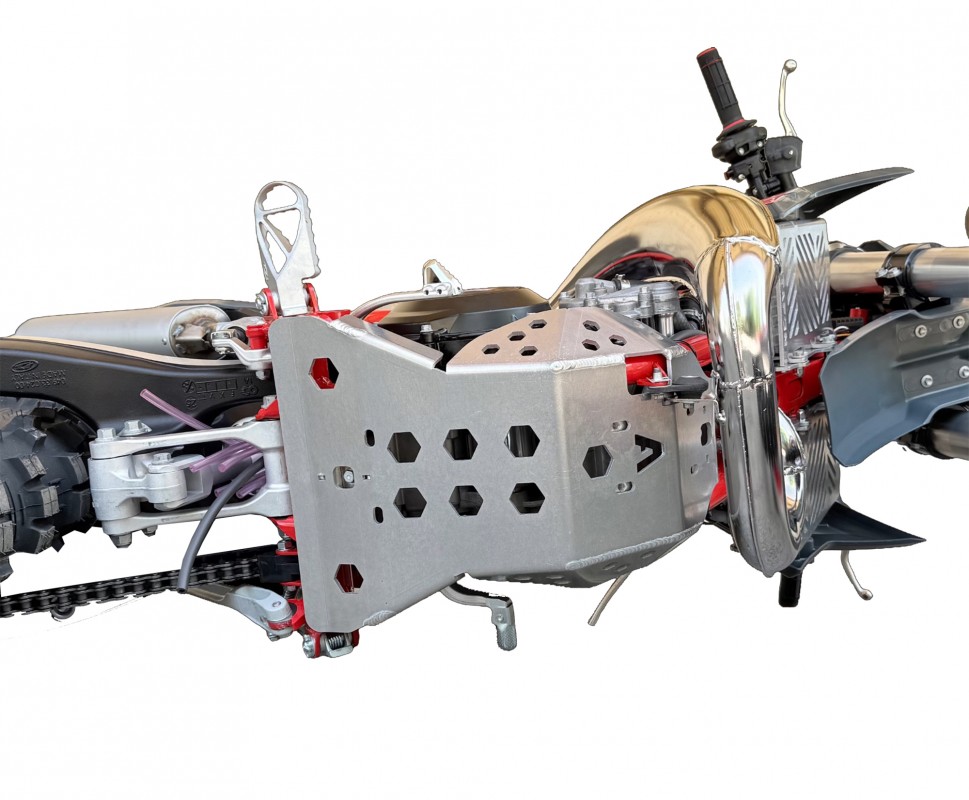 Osłona silnika Beta Xtrainer 250 300 2T alu 2026-2015 — Packshot
