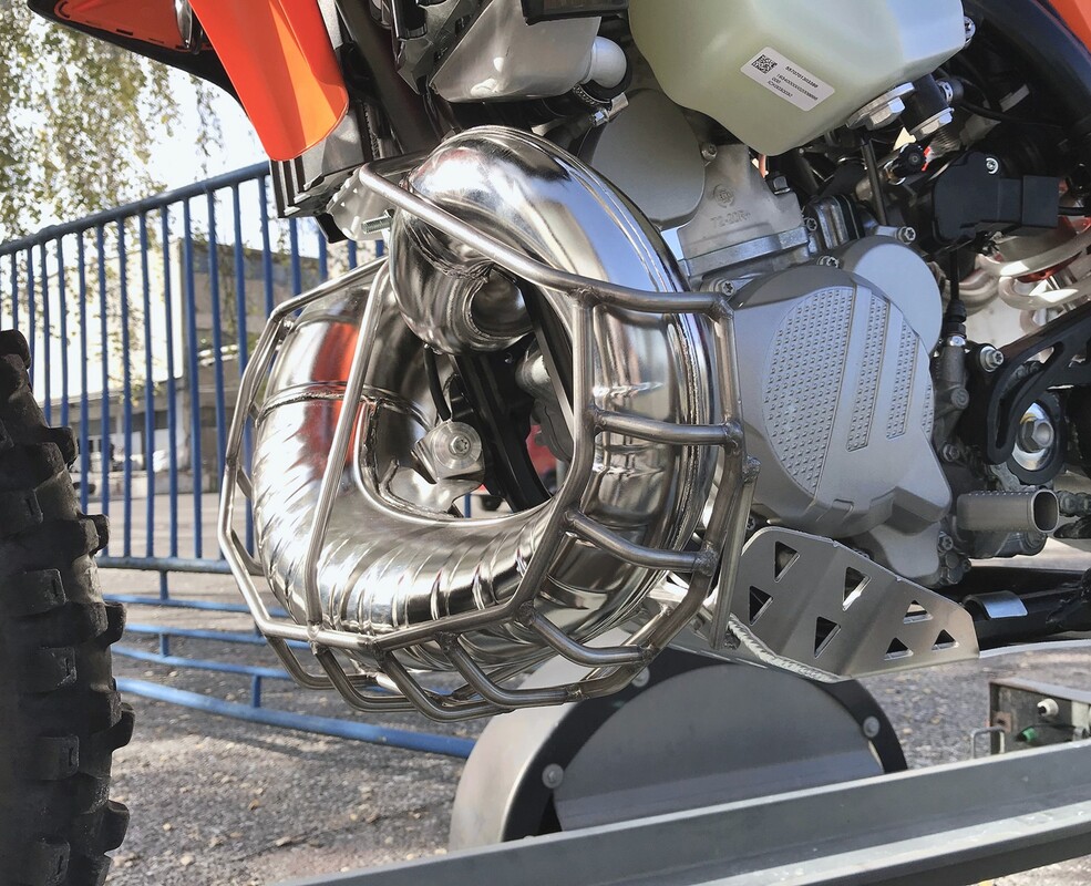 Osłona dyfuzora KTM Husqvarna 250/300 EXC TE 2T TPI 2023-2020 — Packshot