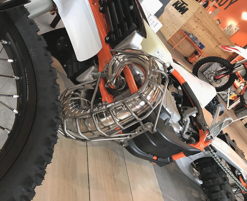 Osłona dyfuzora KTM Husqvarna 250/300 EXC TE 2T TPI 2023-2020 — Packshot