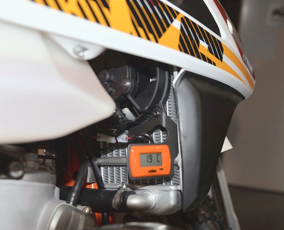 Osłony chłodnic KTM/Husqvarna 2T 4T 2019-2017 — Packshot